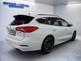 Ford Focus Turnier bei Gebrauchtwagen.expert - Abbildung (3 / 15)