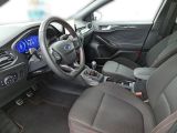 Ford Focus Turnier bei Gebrauchtwagen.expert - Abbildung (10 / 15)