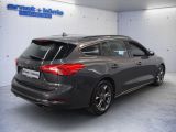 Ford Focus Turnier bei Gebrauchtwagen.expert - Abbildung (3 / 15)