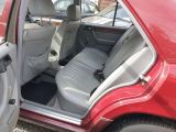 Mercedes-Benz E 200E 200 Automatik bei Gebrauchtwagen.expert - Abbildung (6 / 13)